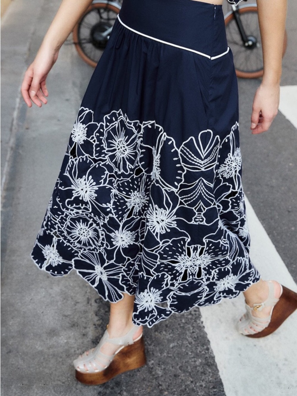 FARM Rio Embroidered Blue Flowers Richelieu Maxi Skirt Size Small NWT
